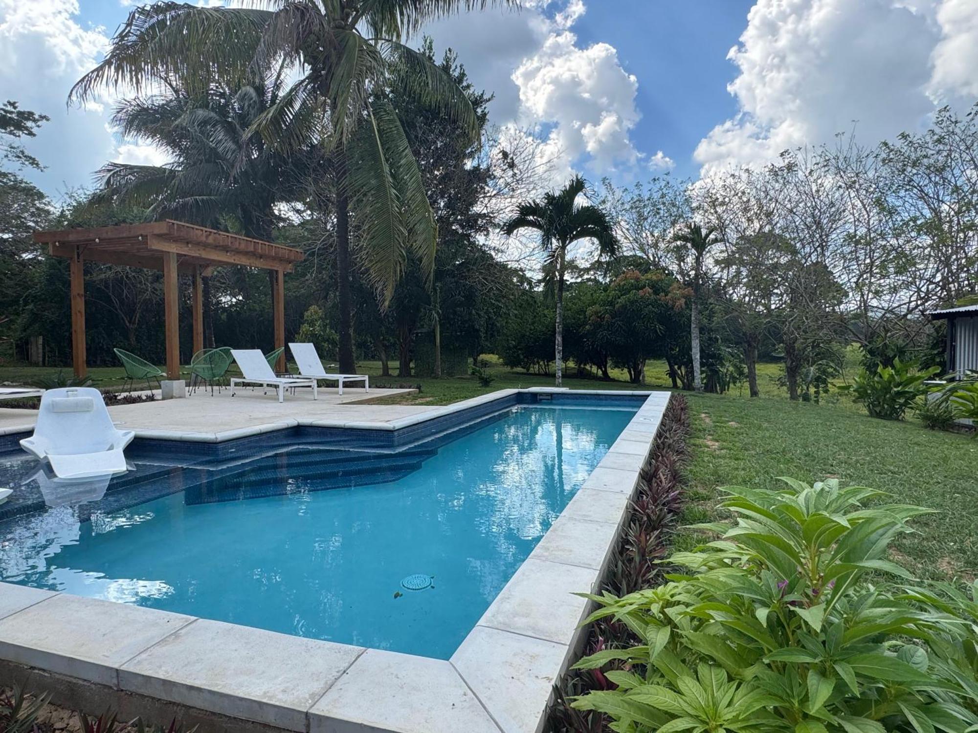 Yumas Riverfront Lodge San Ignacio Exterior foto